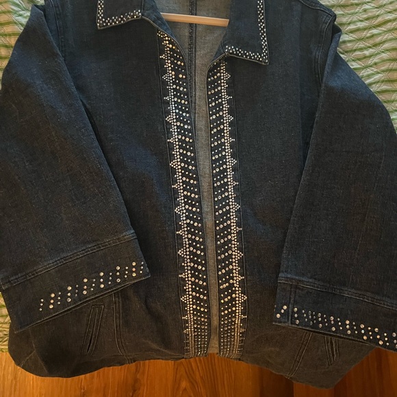 Swarovski crystal three-quarter length denim jacket. - Picture 4 of 6